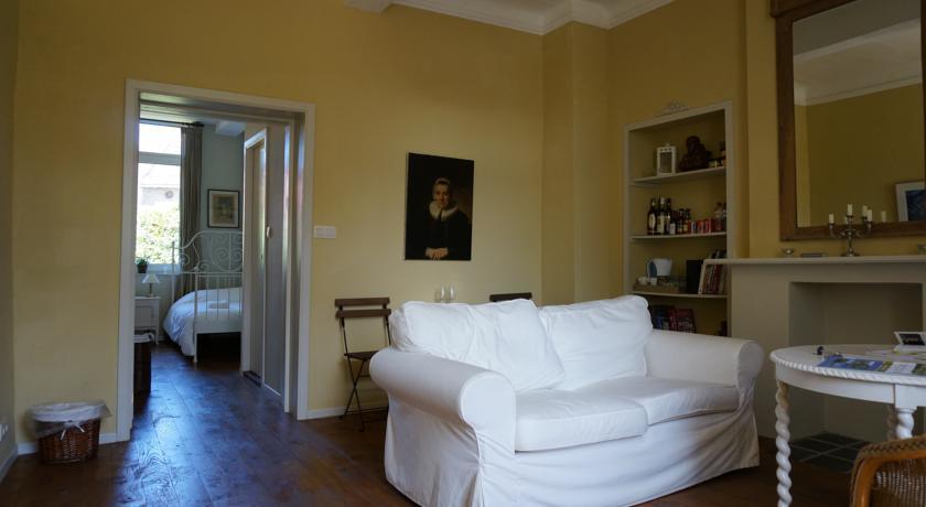 Huis Van Loon Borgloon Δωμάτιο φωτογραφία