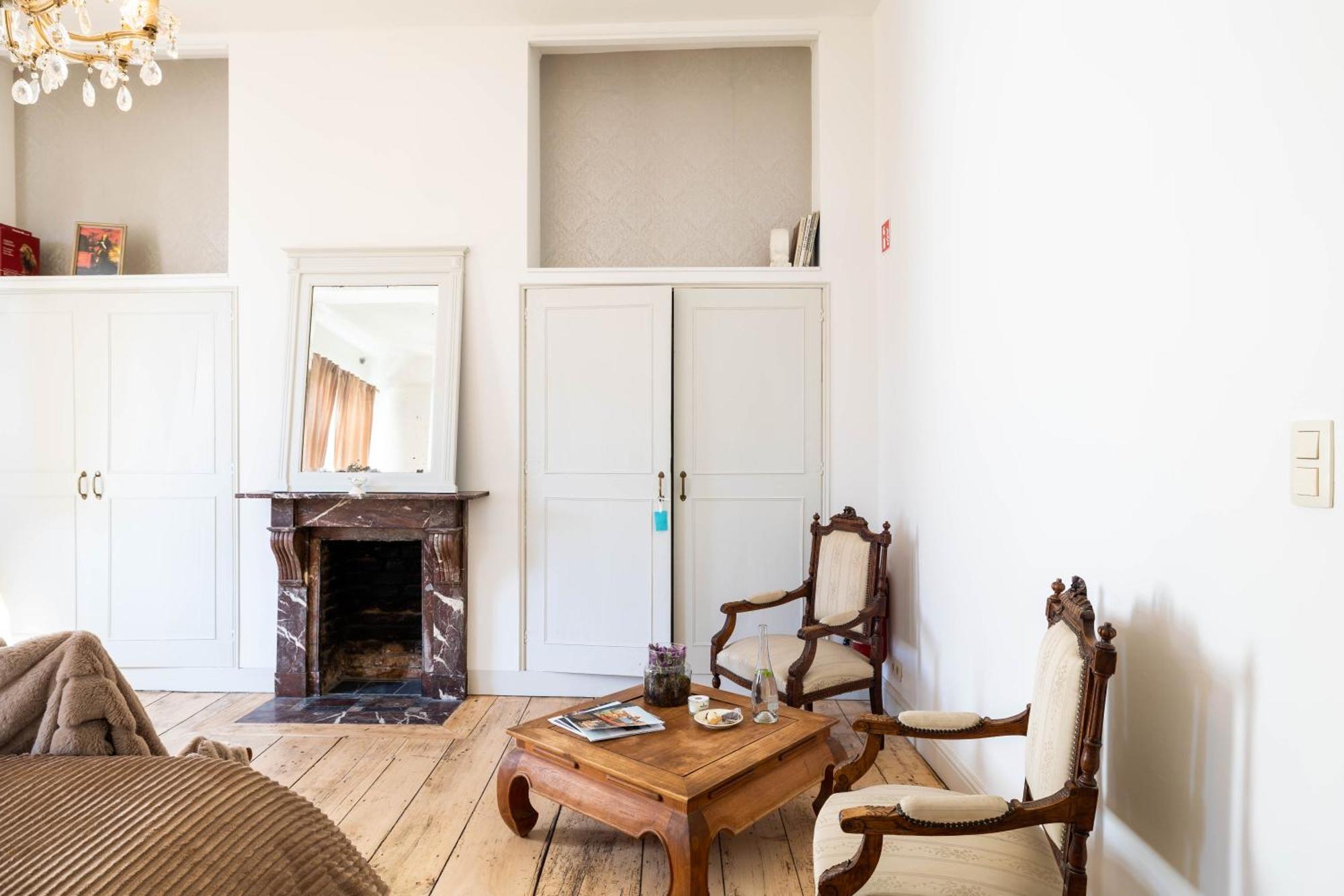 Huis Van Loon Borgloon Εξωτερικό φωτογραφία