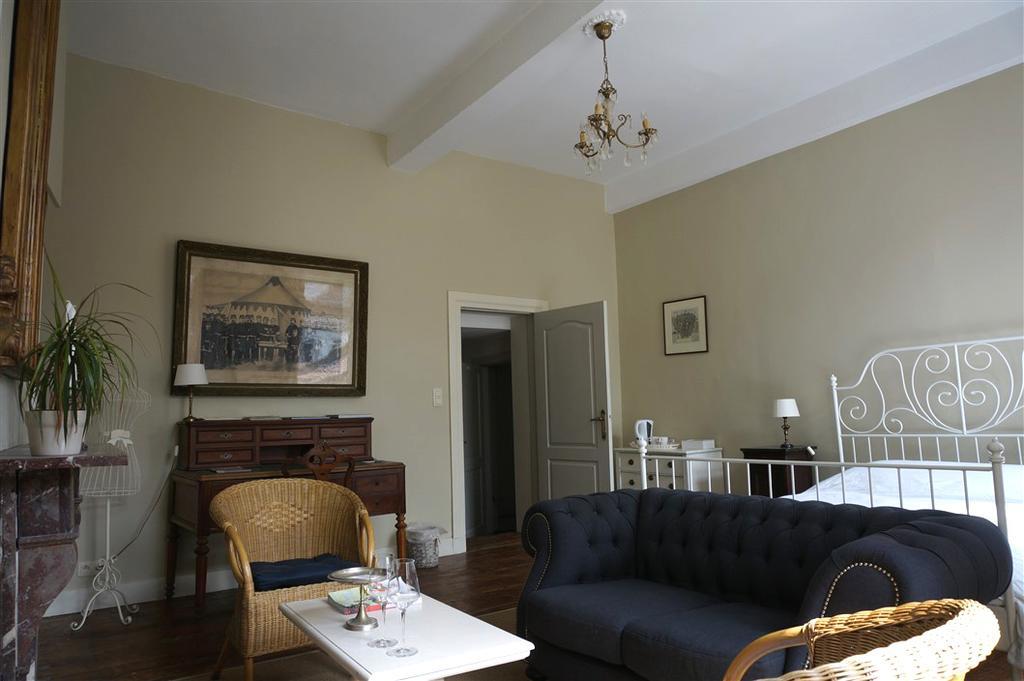 Huis Van Loon Borgloon Εξωτερικό φωτογραφία